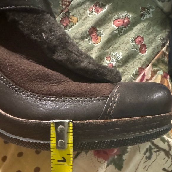 TIMBERLAND Real sheep fur, leather, and suede booties with studs and heels. - Picture 8 of 12